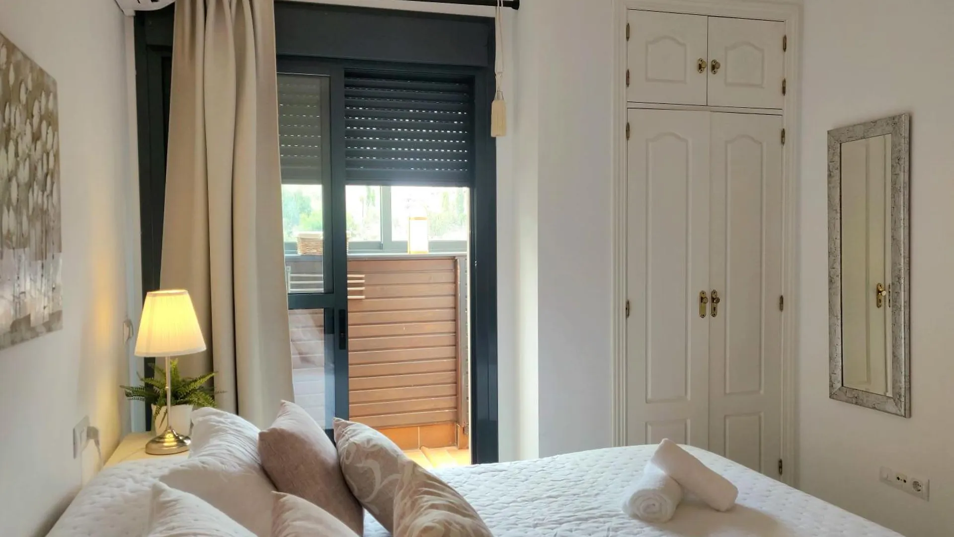 Lujoso Atico Con Vistas Al Mar, Piscina & Parking Apartment Fuengirola 0*,  Spain